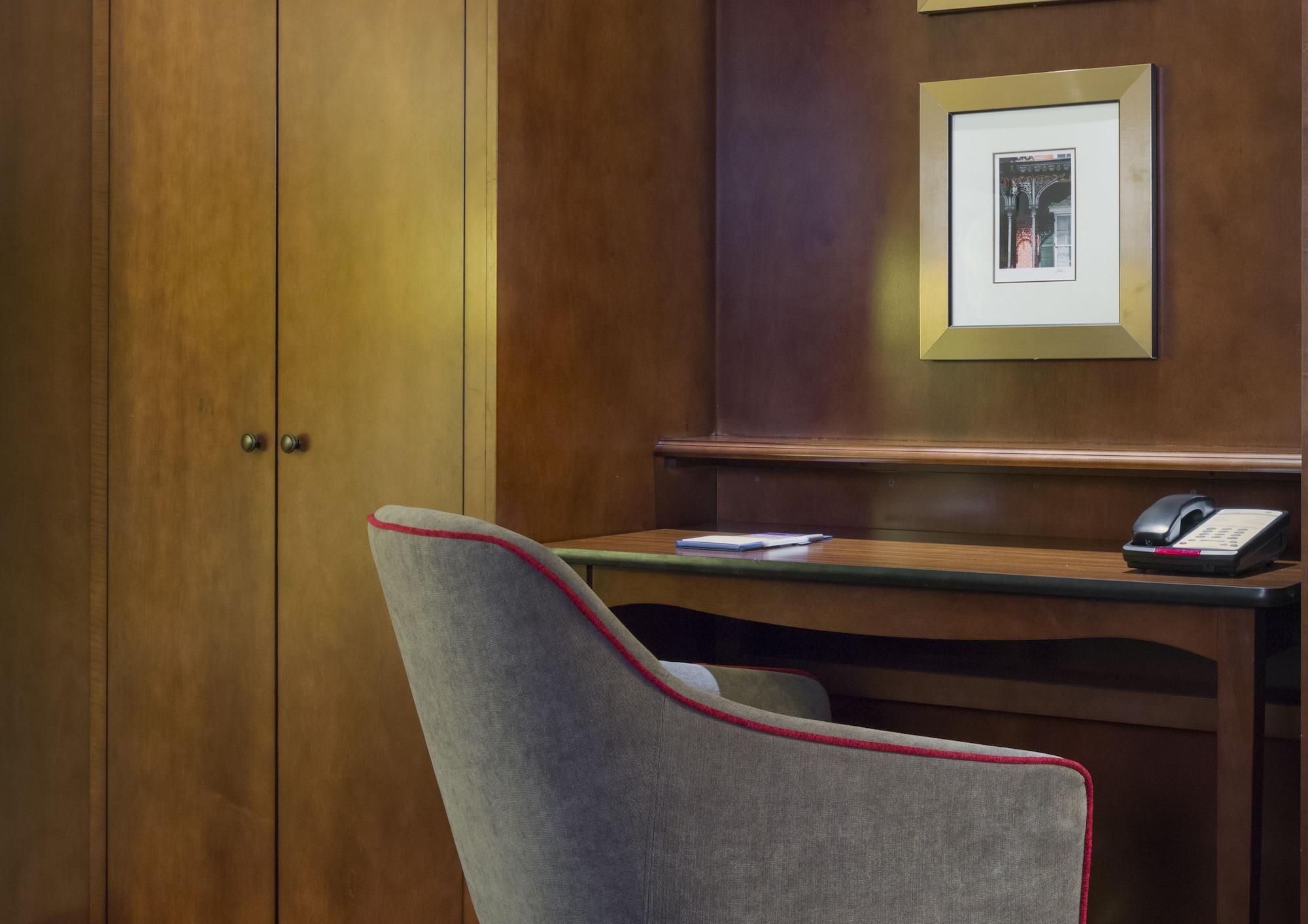 Hampton Inn Данвил Екстериор снимка
