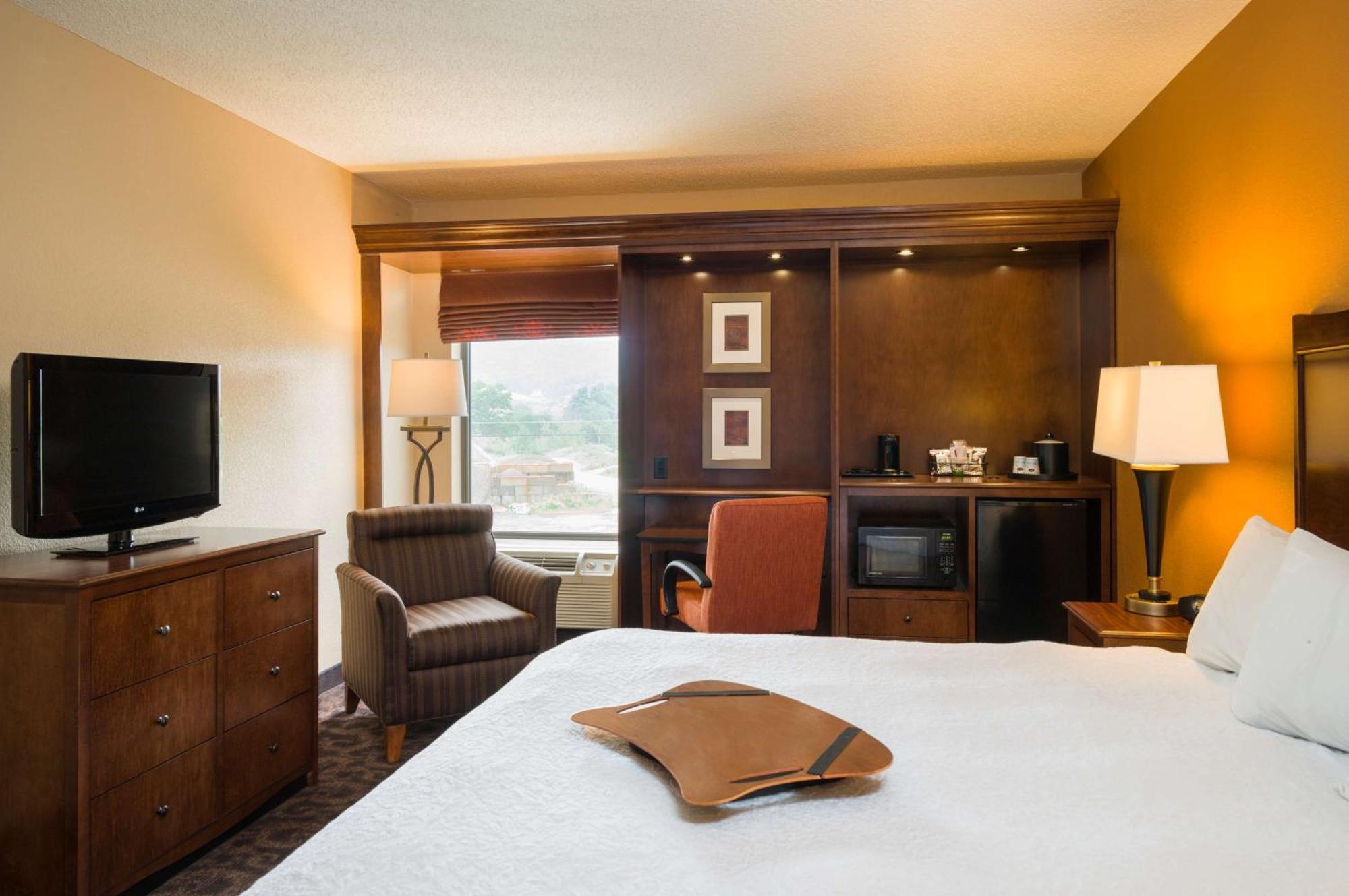 Hampton Inn Данвил Екстериор снимка