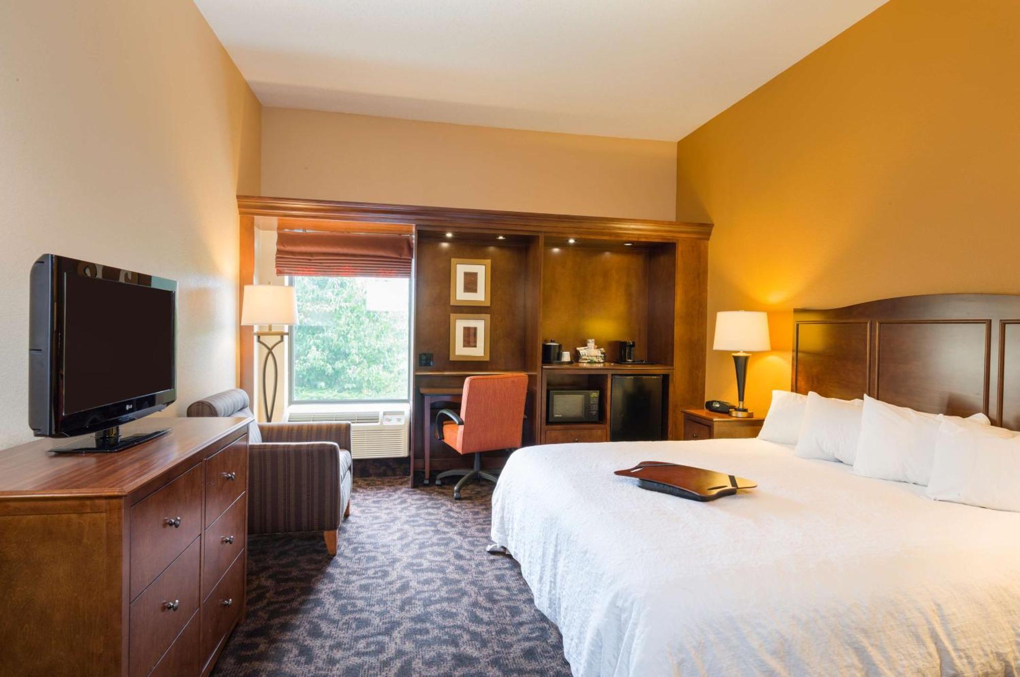 Hampton Inn Данвил Екстериор снимка