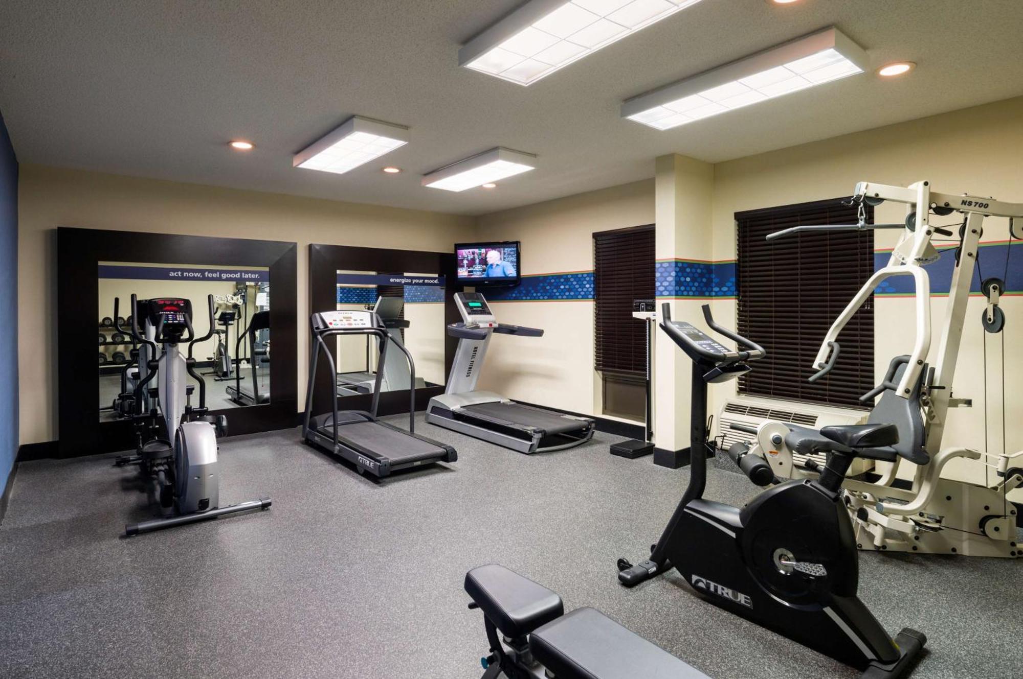 Hampton Inn Данвил Екстериор снимка