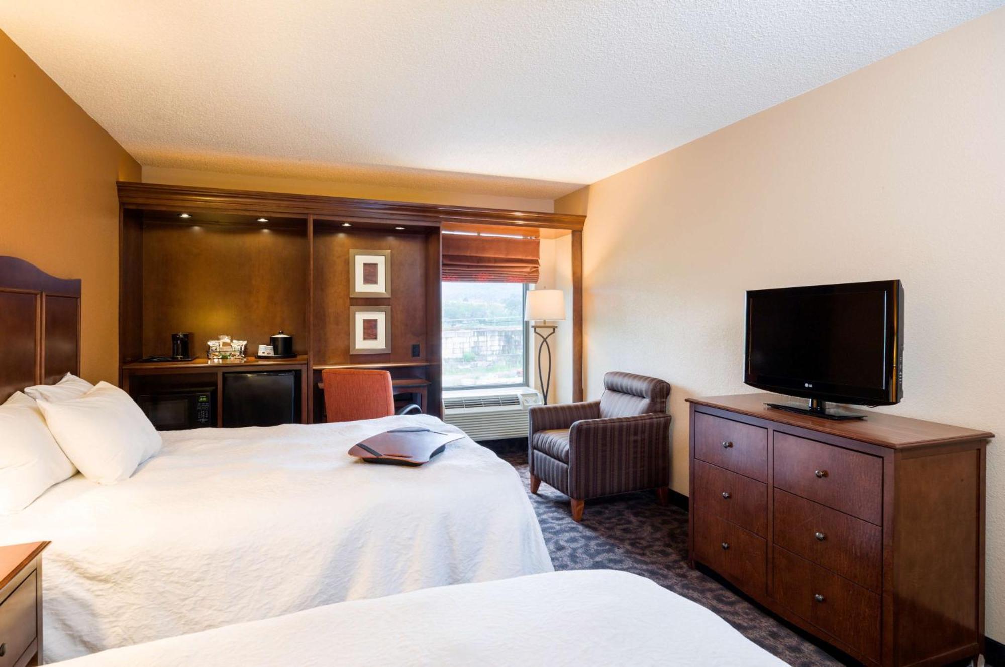 Hampton Inn Данвил Екстериор снимка
