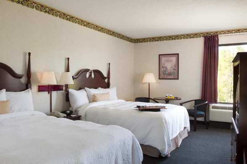 Hampton Inn Данвил Стая снимка